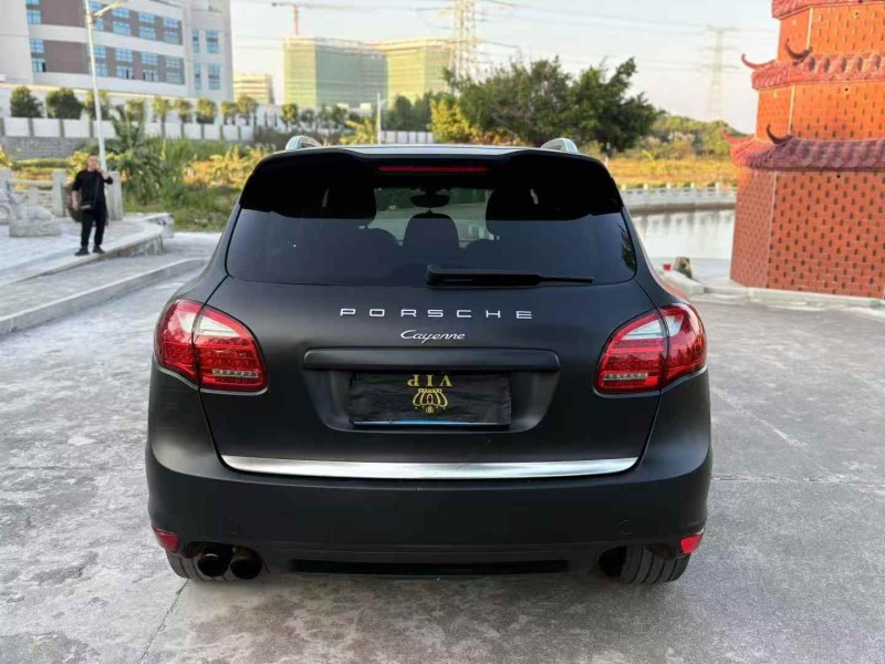 揭阳14年保时捷卡宴5