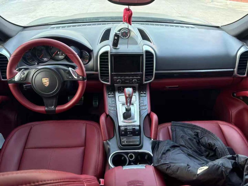 揭阳14年保时捷卡宴7