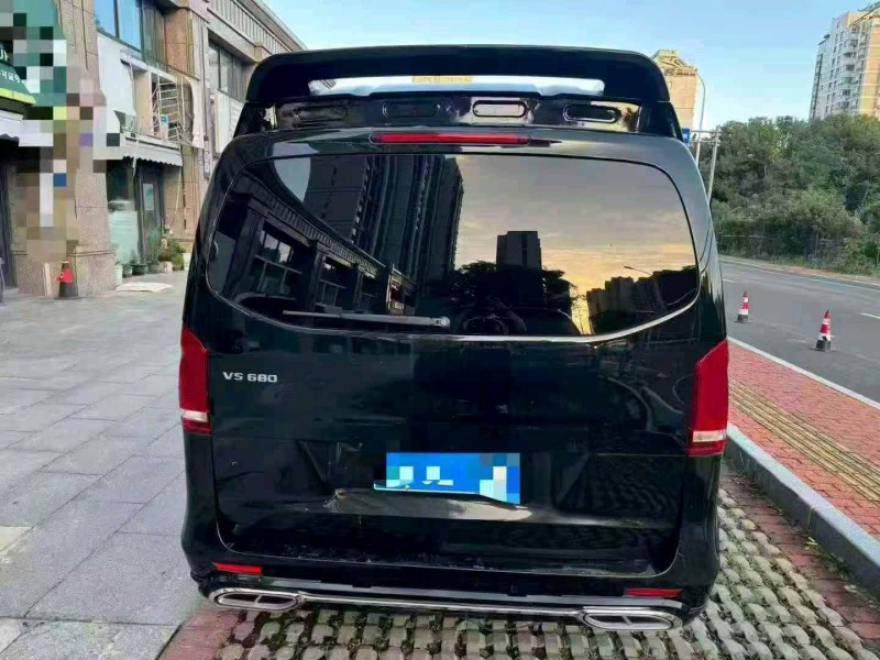 台州21年奔驰威霆6