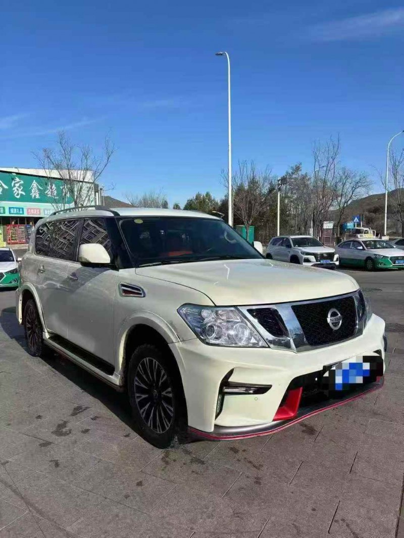 承德18年日产途乐2