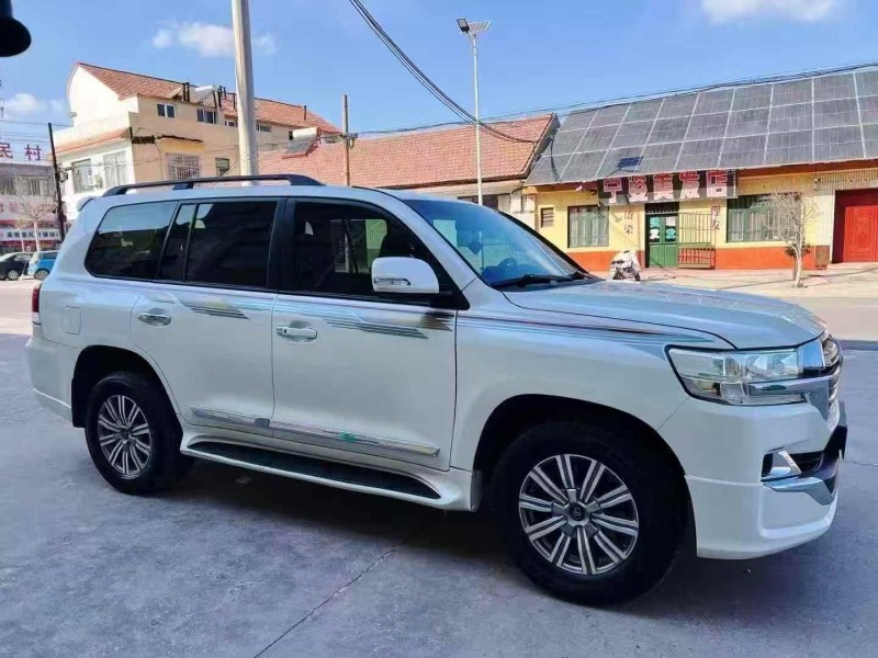 淄博15年丰田兰德酷路泽2