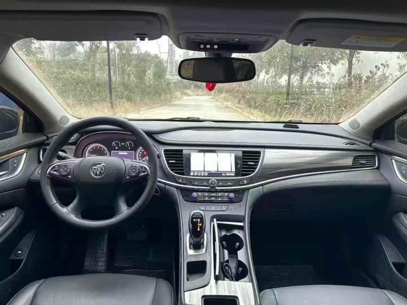 荆州22年别克君越4