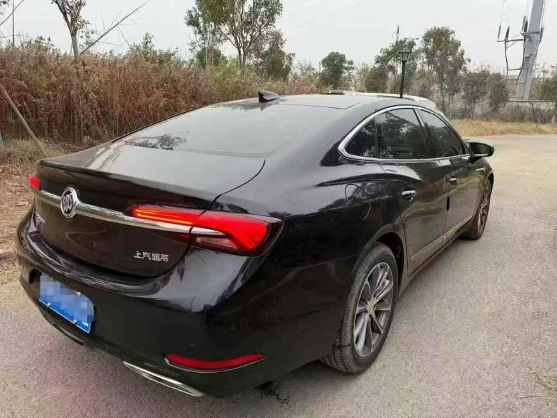 荆州22年别克君越8