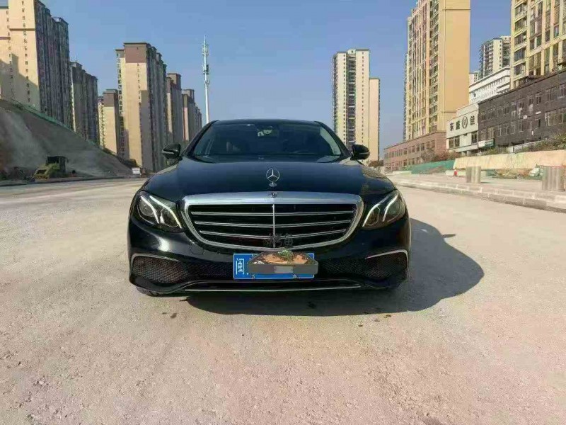 张家界17年奔驰E1