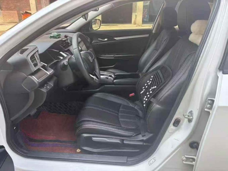 贵港18年本田思域4