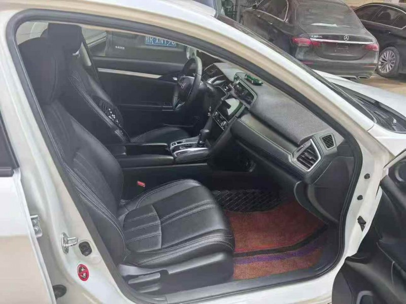 贵港18年本田思域6