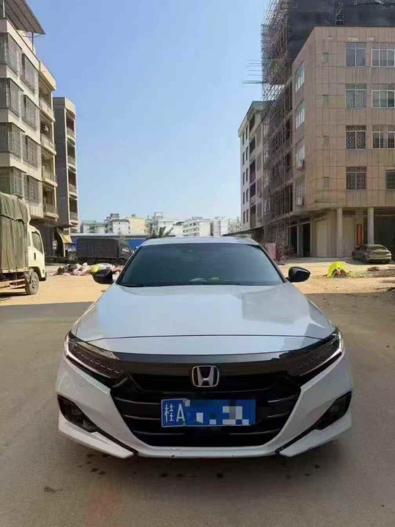 贵港22年本田雅阁1