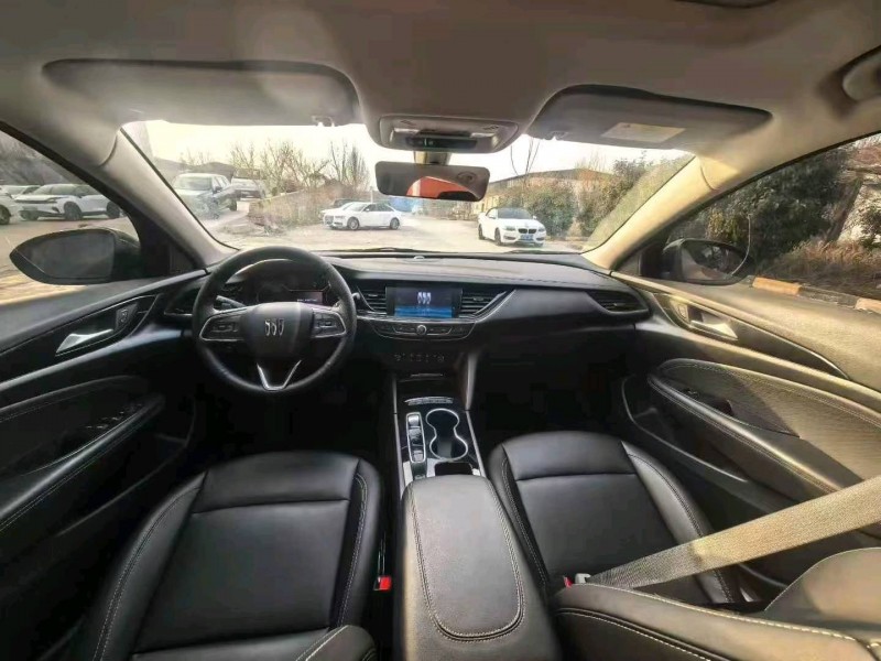 菏泽25年别克君威6