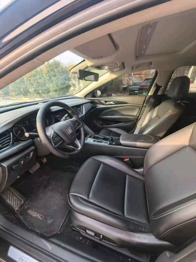 菏泽25年别克君威7