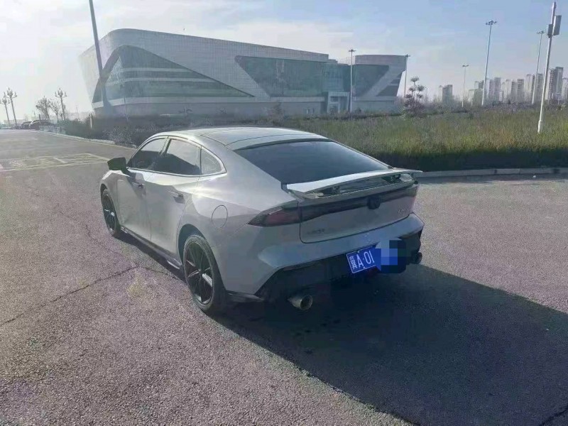 石家庄23年长安汽车UNI7