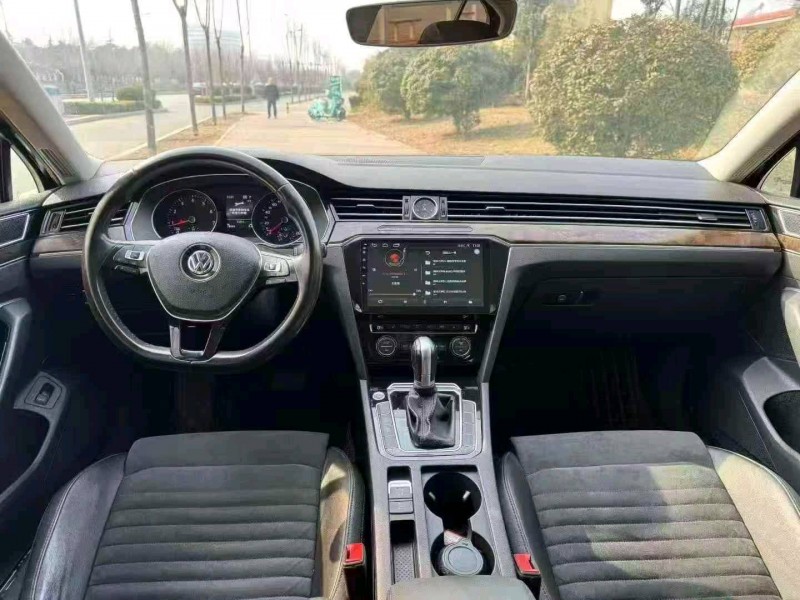 枣庄17年大众迈腾3