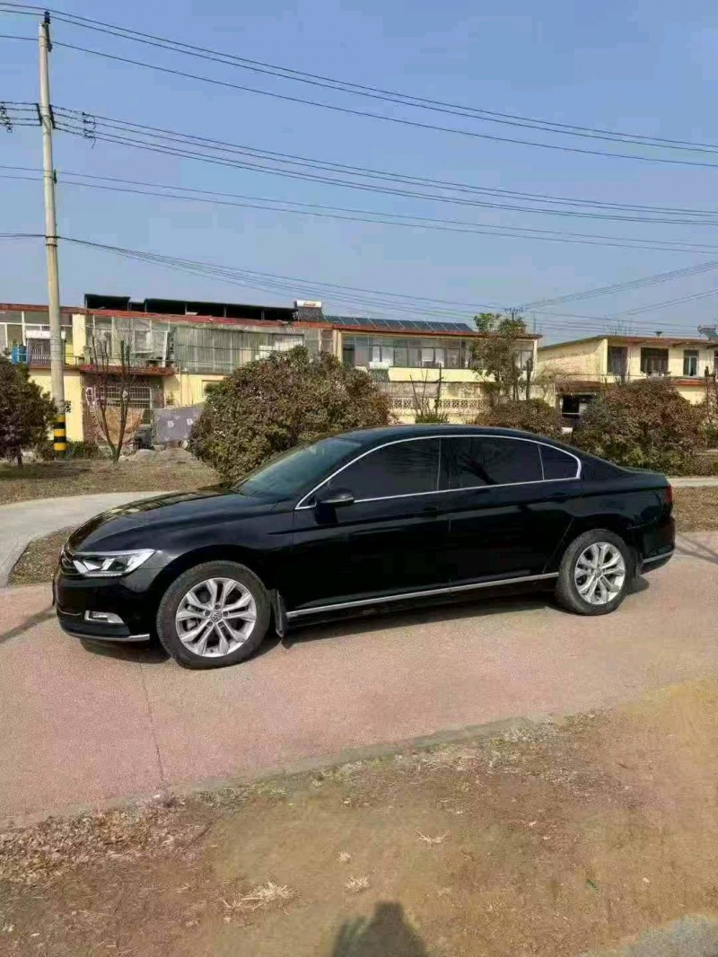 枣庄17年大众迈腾4