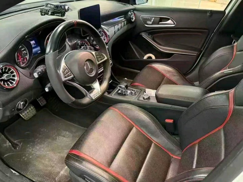 台州19年奔驰AMG4