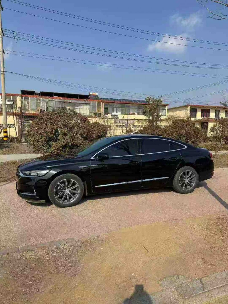 枣庄22年别克君越2