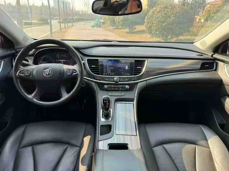 枣庄22年别克君越6