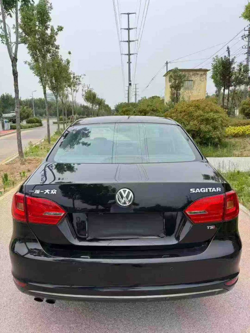 枣庄13年大众速腾9