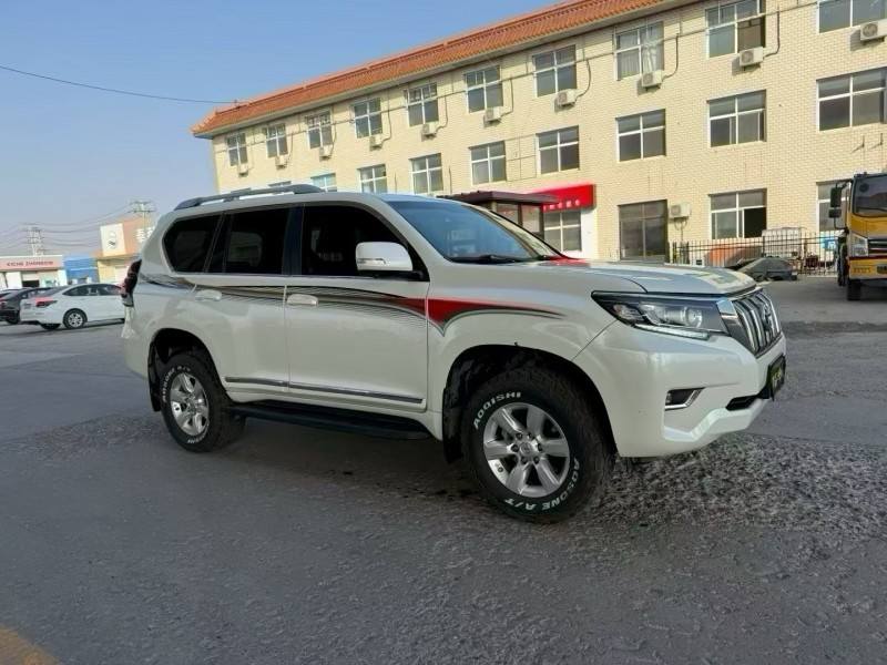 保定17年丰田普拉多2