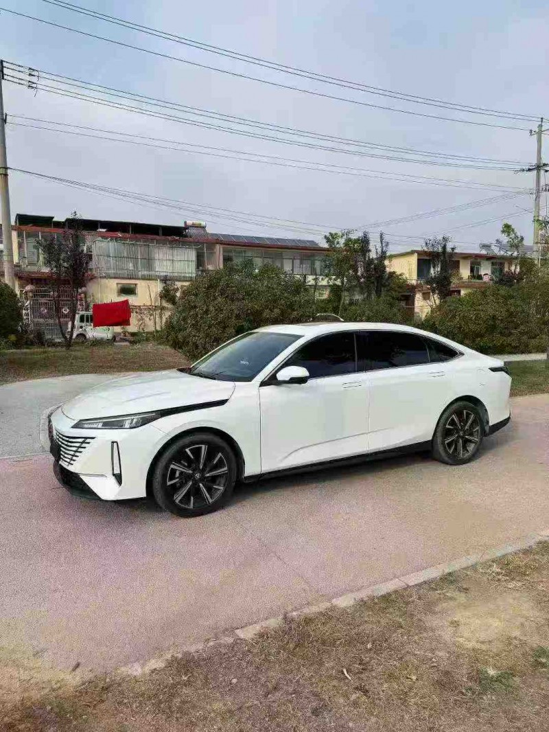 枣庄24年长安汽车逸动2