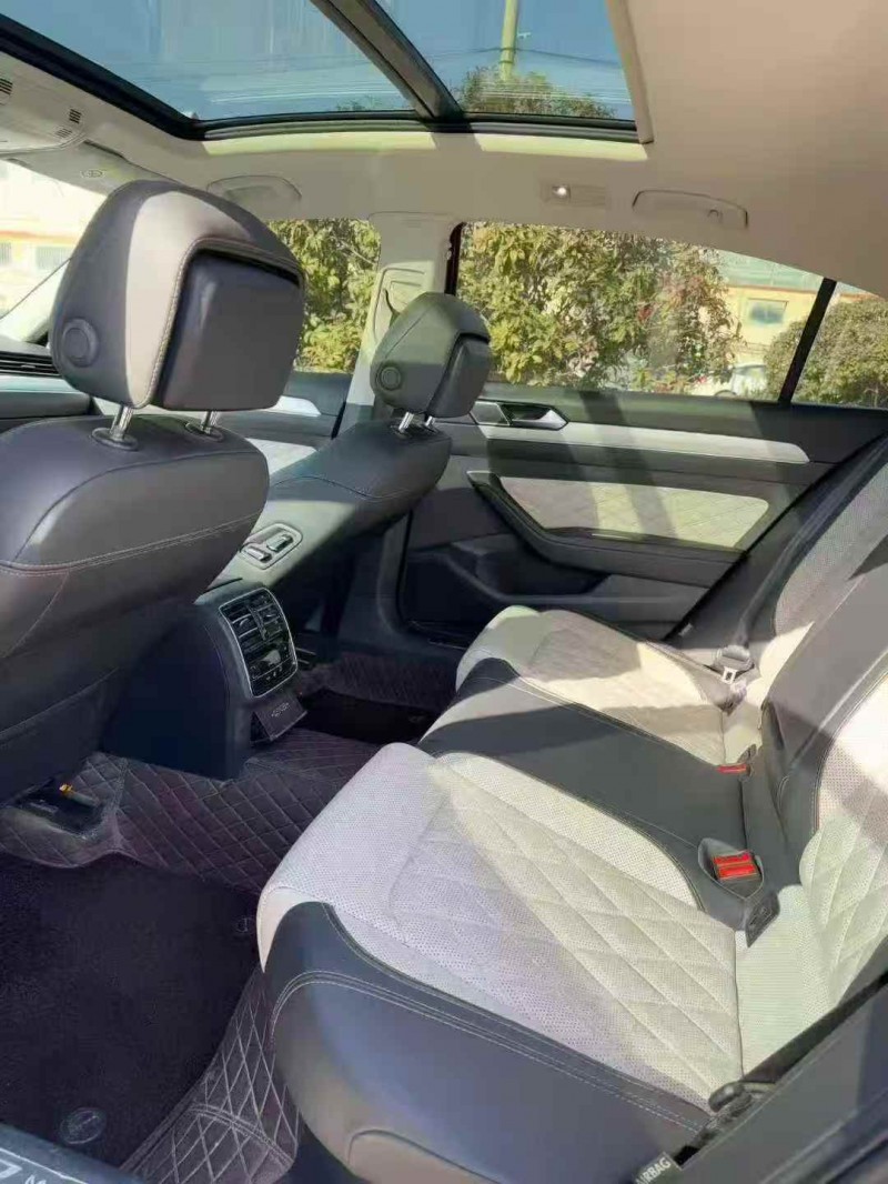 潍坊23年大众迈腾4