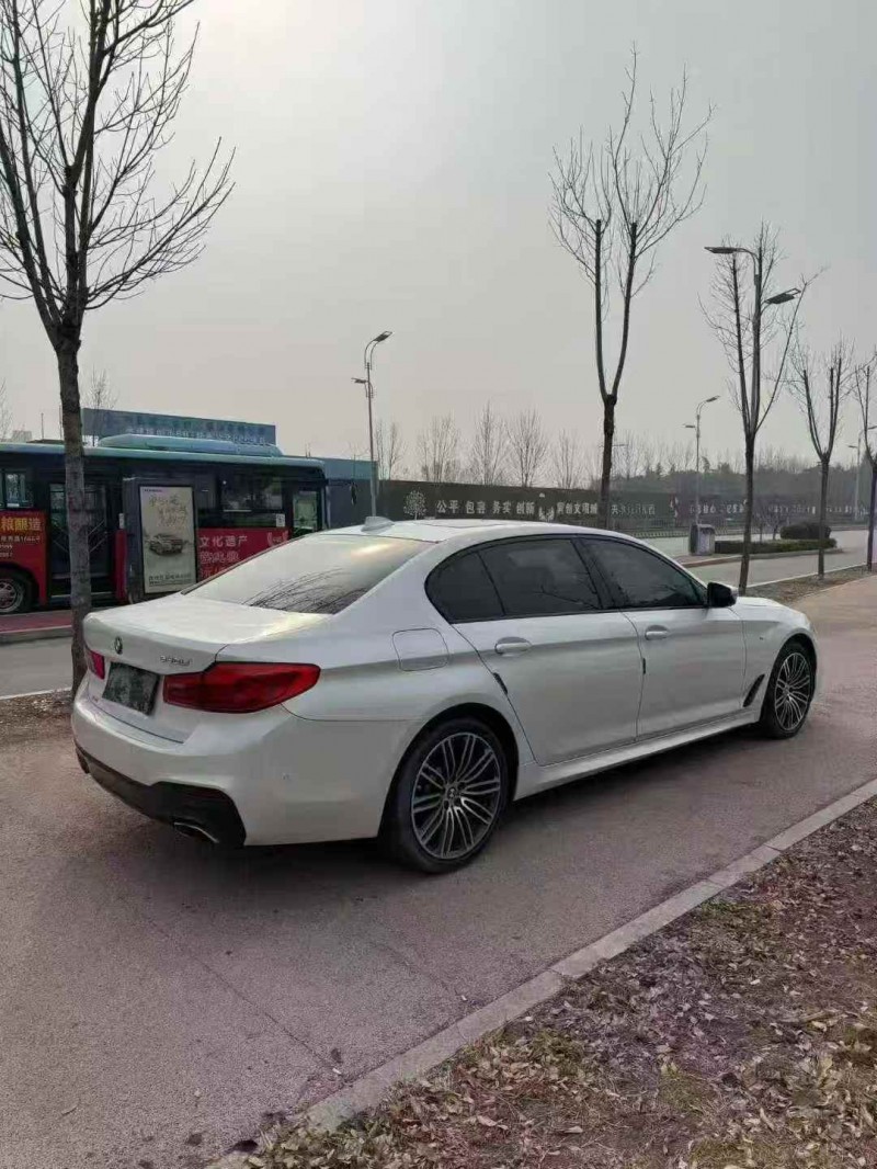枣庄18年宝马5系8