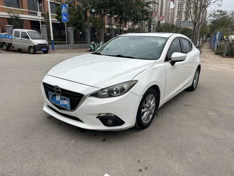 南宁16年马自达昂克赛拉1