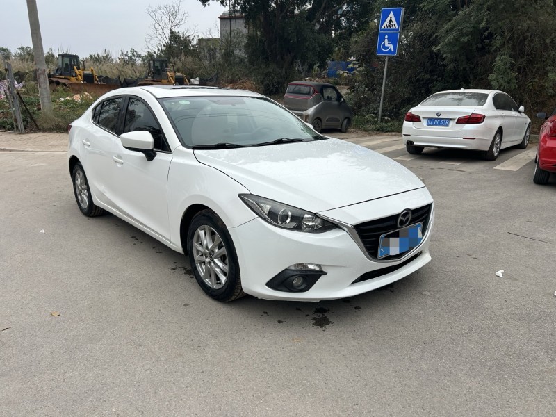 南宁16年马自达昂克赛拉2