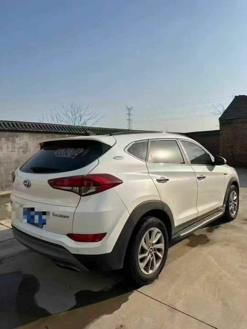 菏泽18年现代途胜8