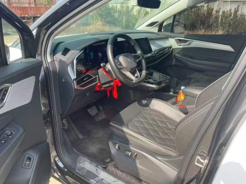 襄阳22年大众揽境7