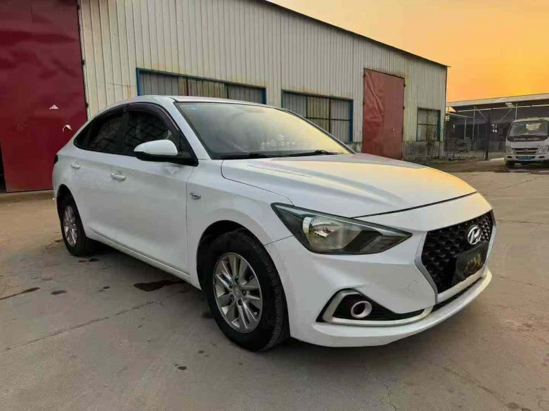 焦作20年现代悦动2