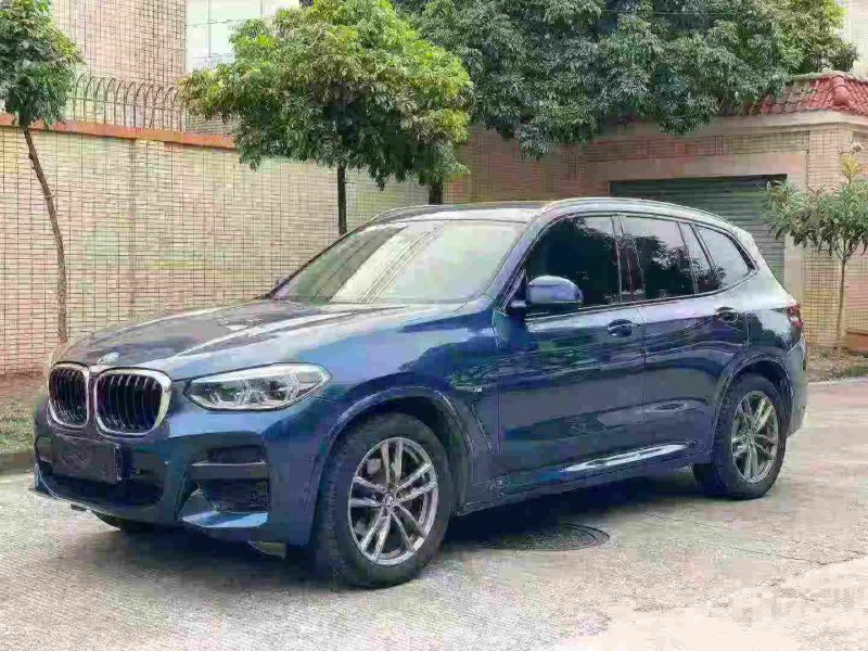 中山19年宝马X33