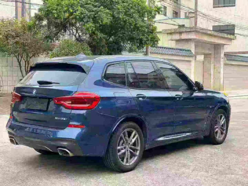 中山19年宝马X37