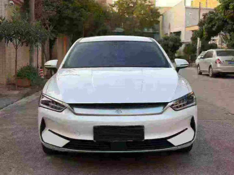 中山23年比亚迪秦1