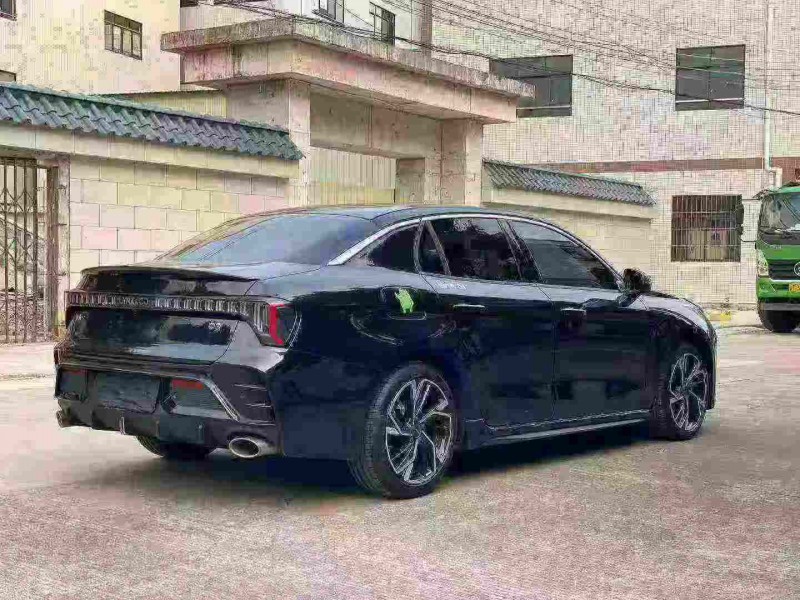 中山24年领克037