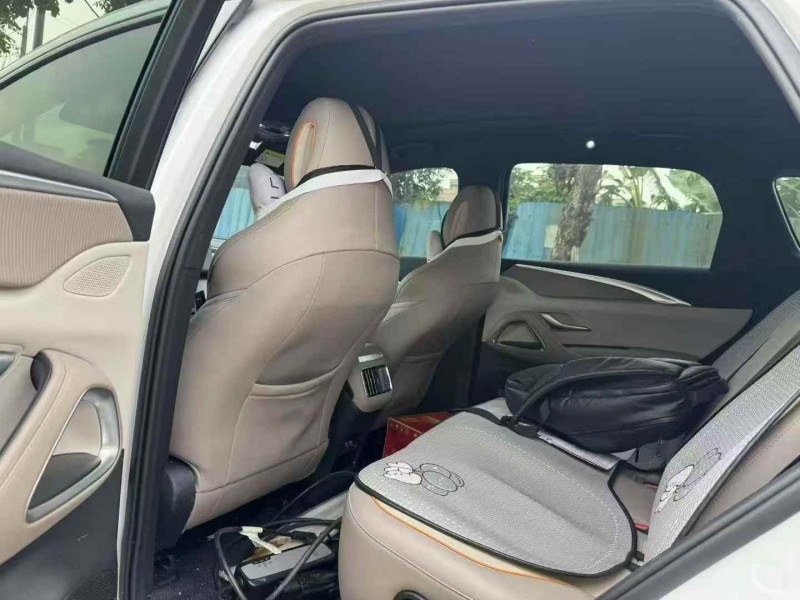 广州24年比亚迪宋4