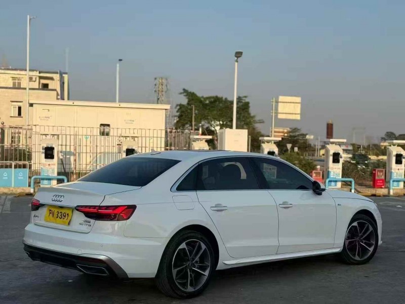 广州24年奥迪A4L5