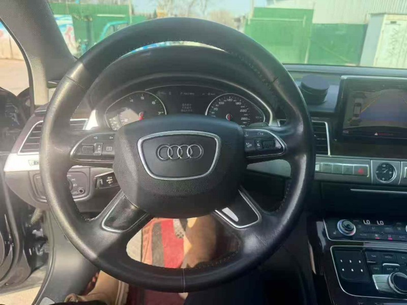 潍坊17年奥迪A8L6