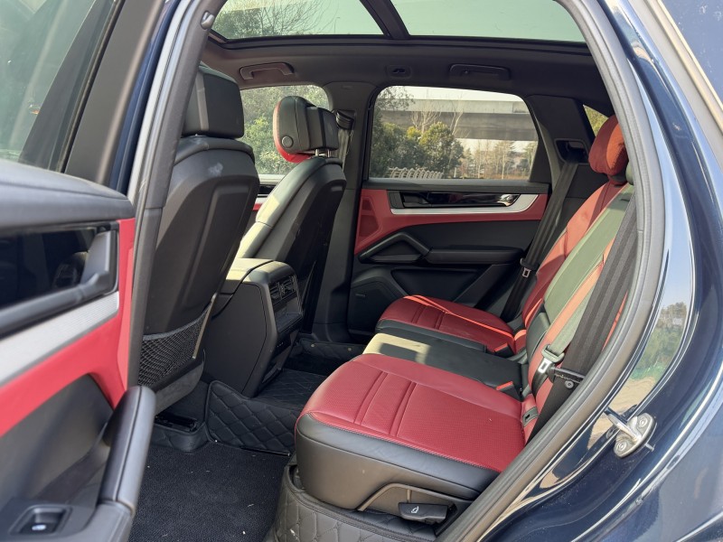 盐城24年保时捷卡宴5