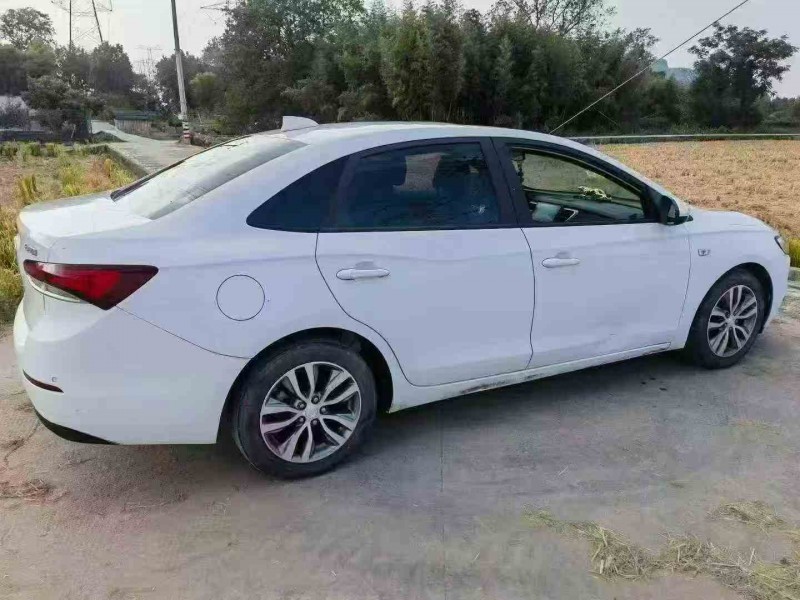 湖州18年别克英朗7