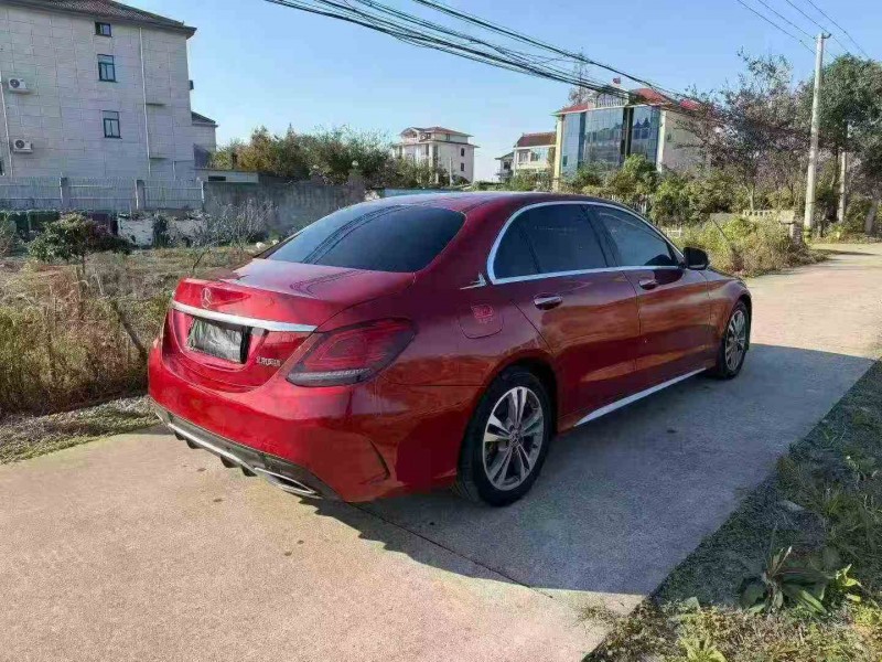 嘉兴18年奔驰C8