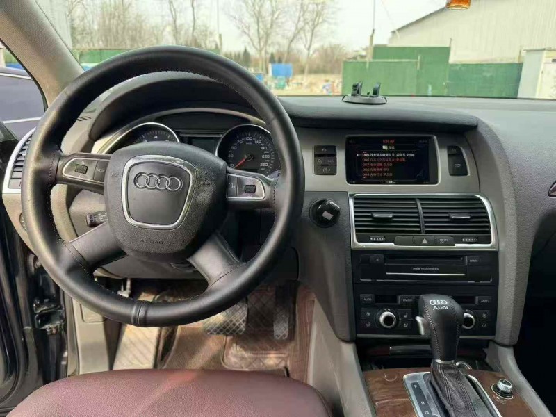 枣庄11年奥迪Q74