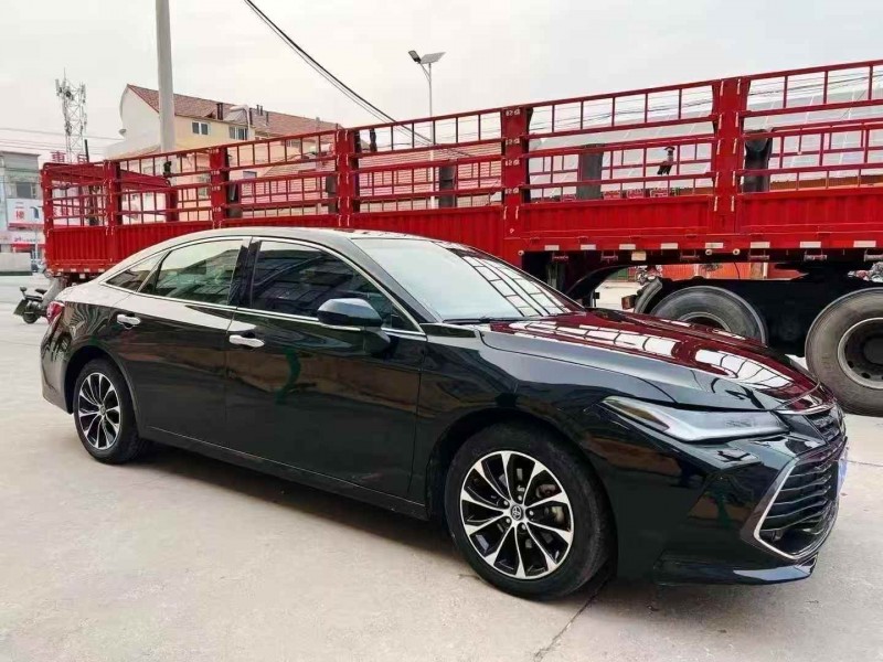 济宁23年丰田亚洲龙2