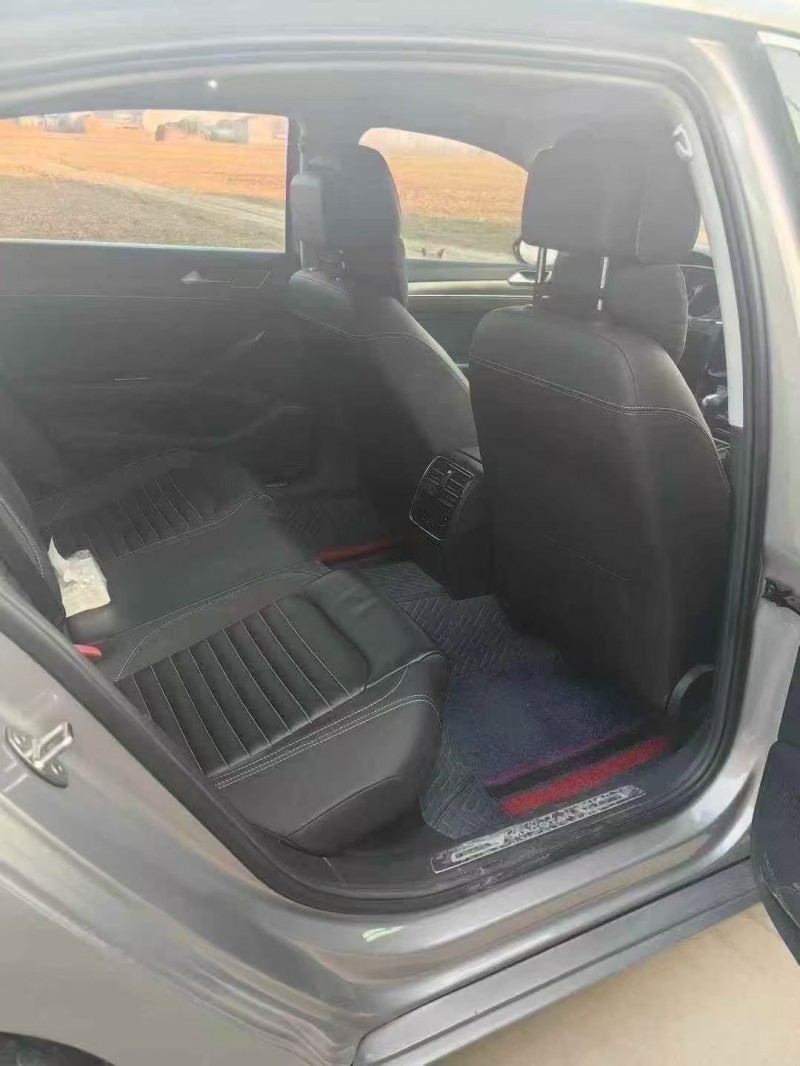 菏泽21年大众迈腾4