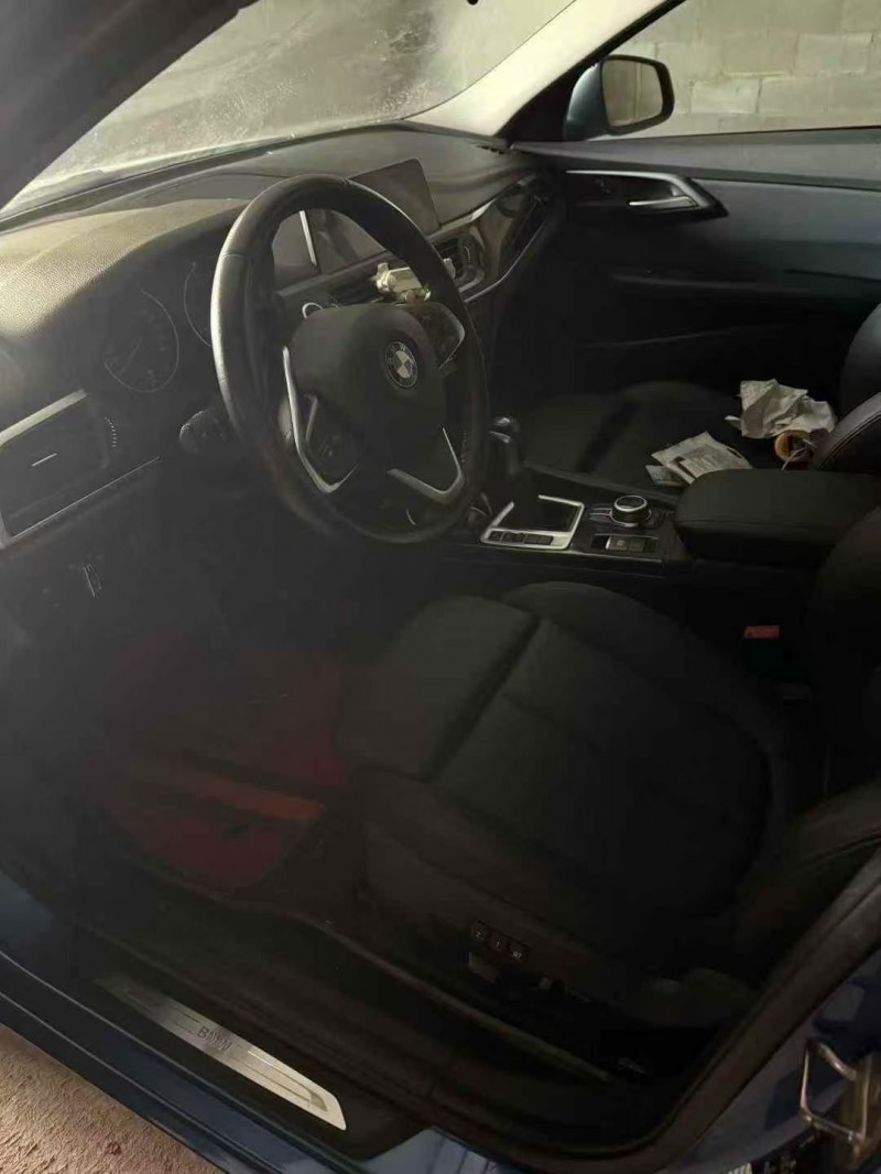 菏泽17年宝马1系5