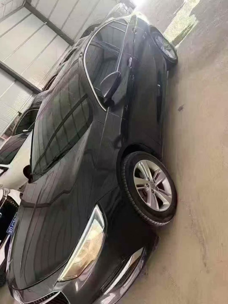 菏泽20年别克君威2