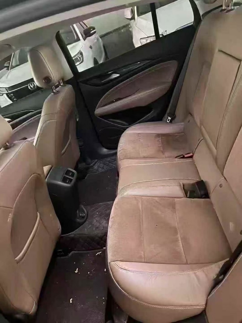 菏泽20年别克君威4