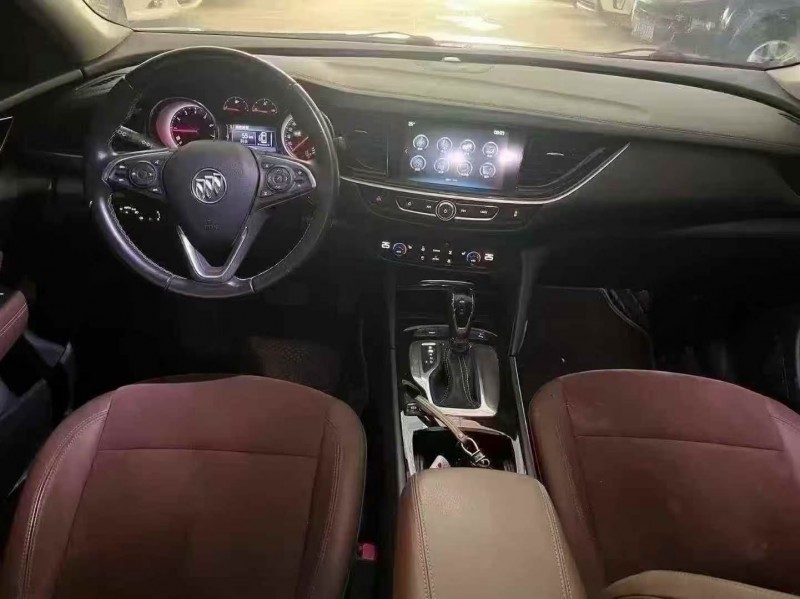 菏泽20年别克君威6