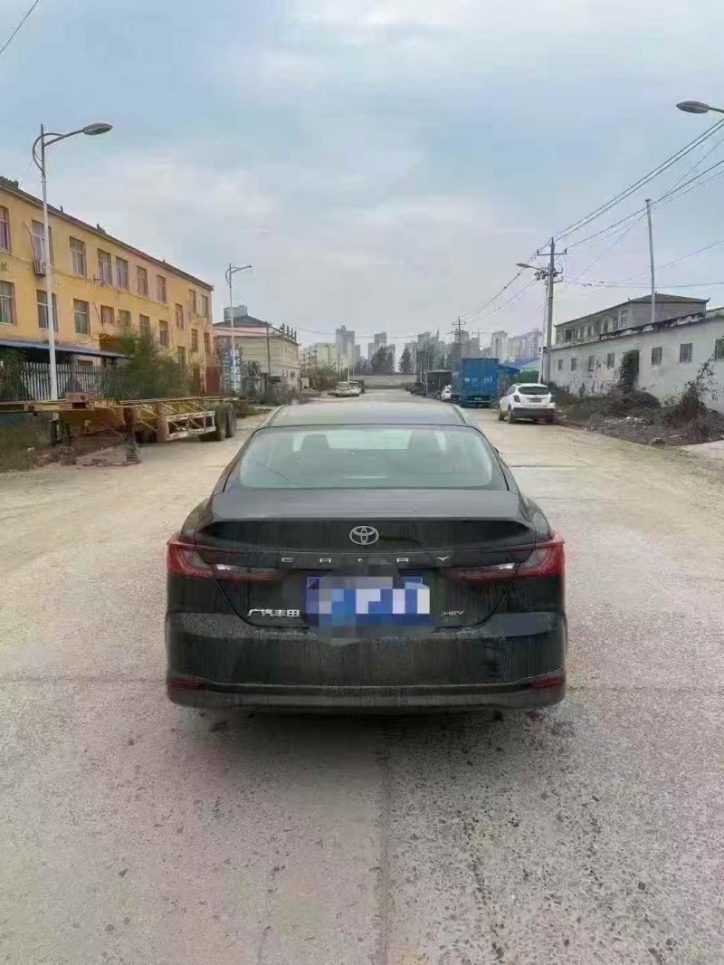 菏泽25年丰田凯美瑞8
