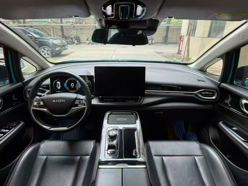 佛山22年传祺埃安V8