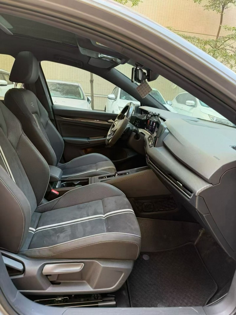 佛山22年大众高尔夫7