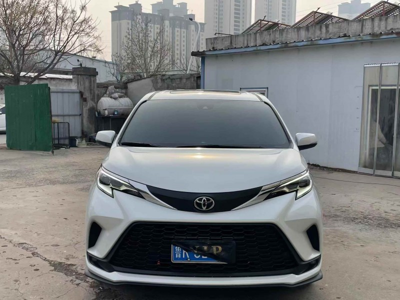 枣庄25年丰田格瑞维亚1